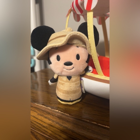 Hallmark itty Bitty Jungle Cruise Mickey Mouse & Minnie Mouse Collectible - Picture 7 of 7